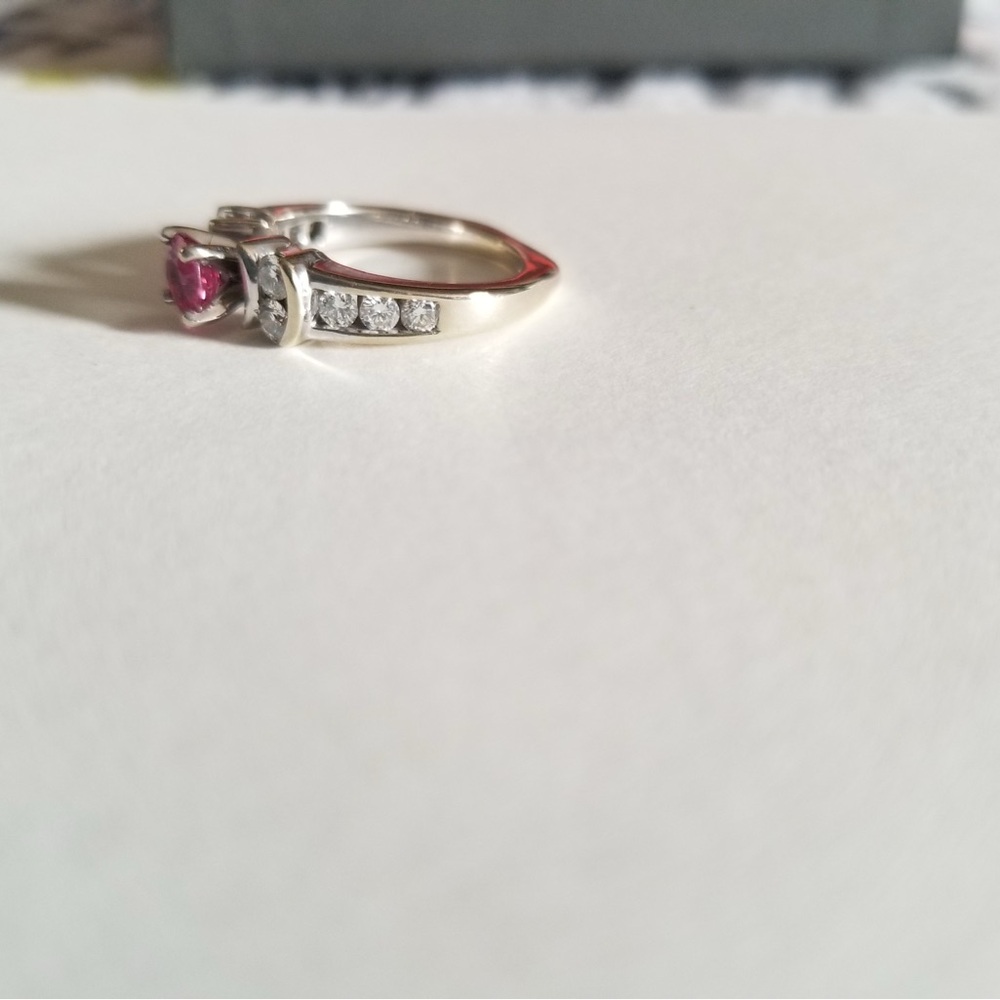 Natural Ruby And Diamond Ring - image 3